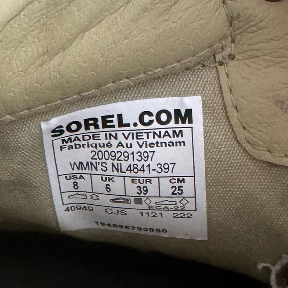 New in the Box - Sorel Waterproof Lennox Hiking Boots - Picture 6 of 7